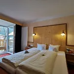 Alpina Inklusive Szálloda 4*