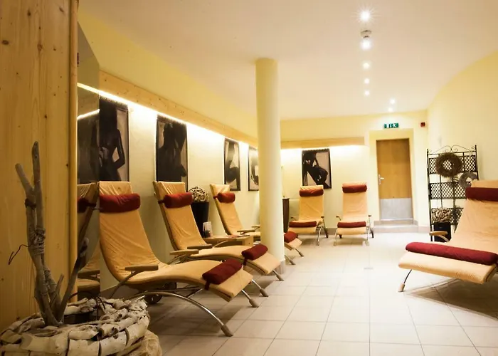 Otel Alpina Inklusive 4*